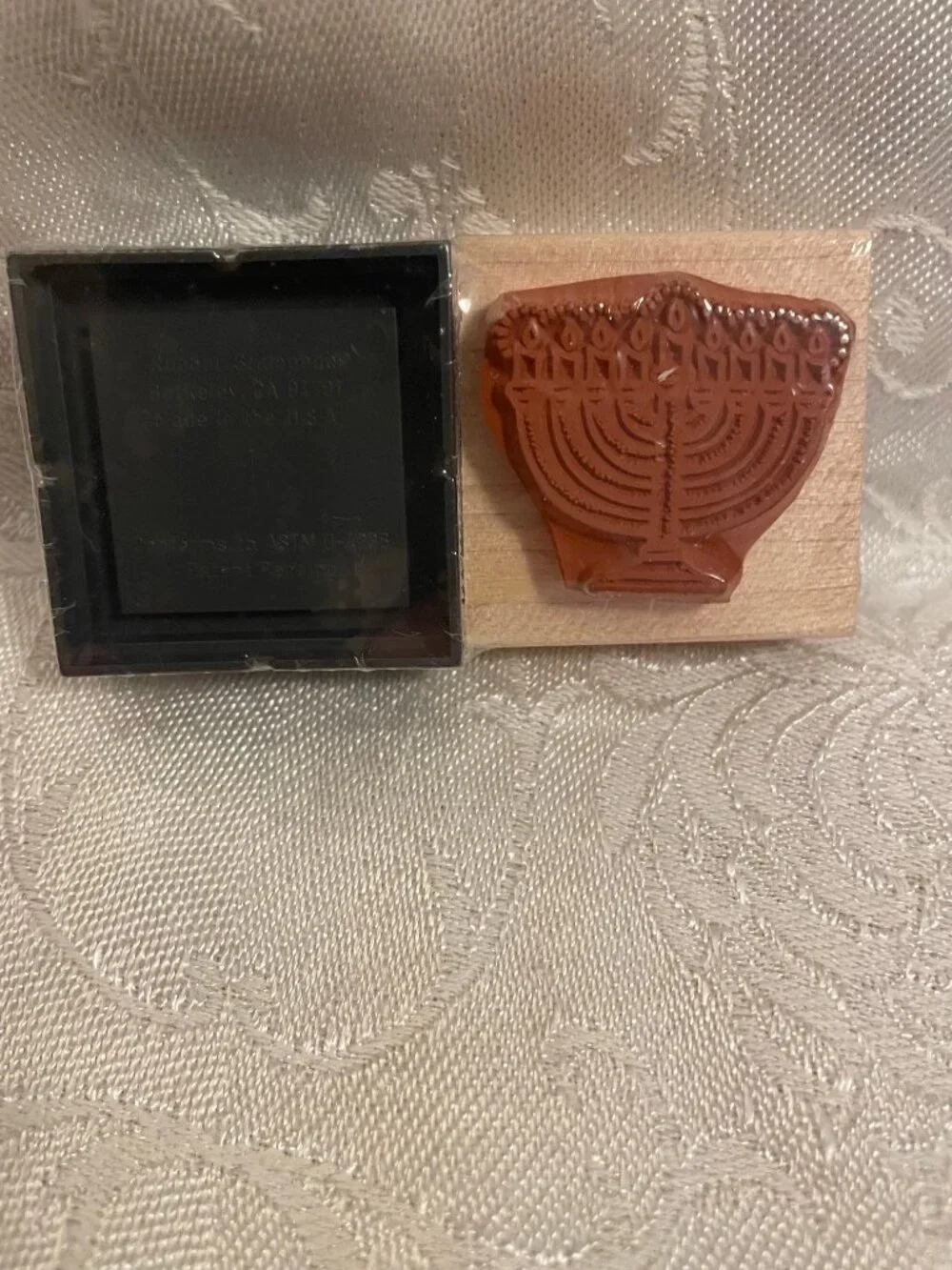 1996 Rubber Stampede Menorah Stamp with Wood Top  Royal Blue Prism Ink Pad Set